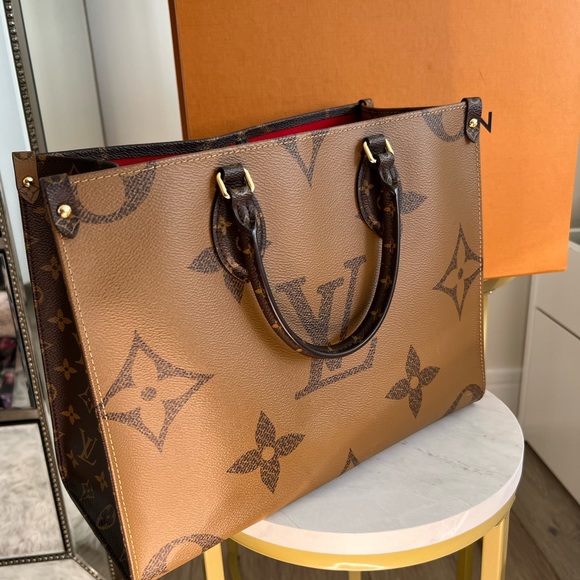 Excellent Condition Louis Vuitton OnTheGo MM - Picture 5 of 11